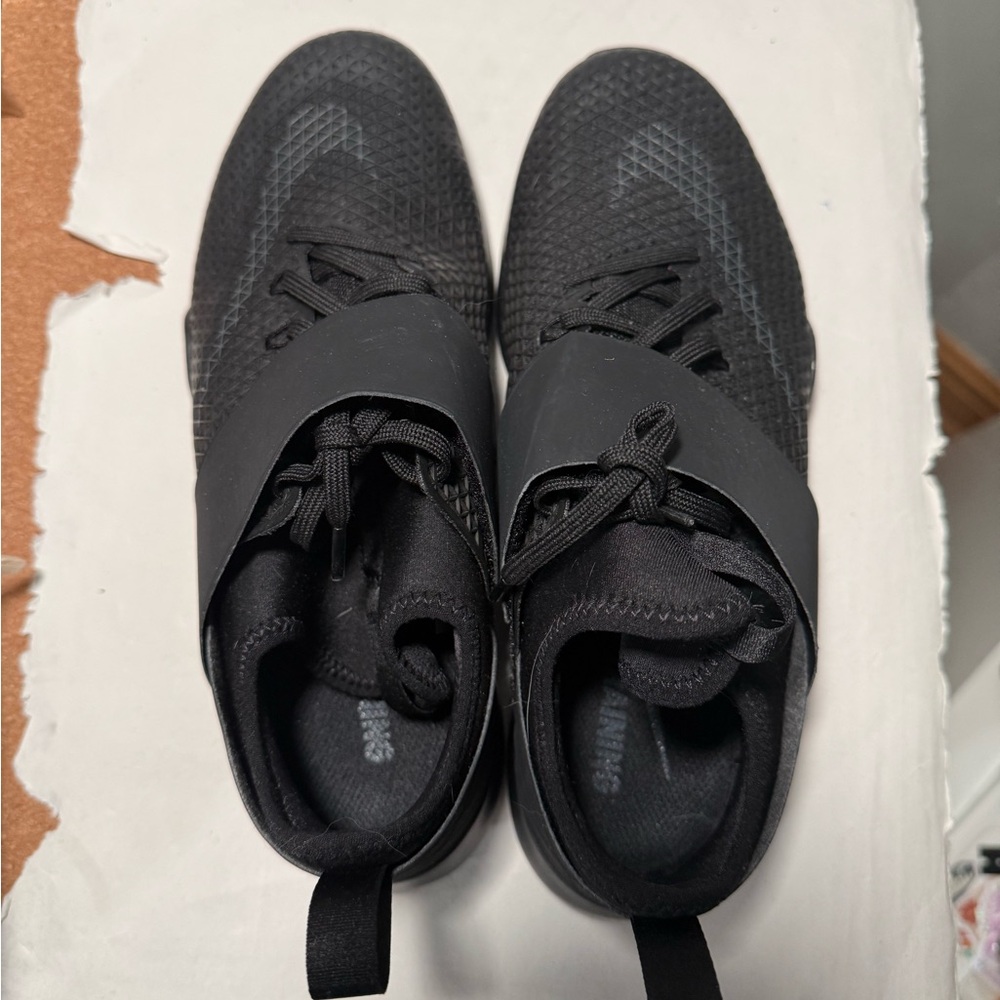 Nike Women’s Black Athletic Sneakers